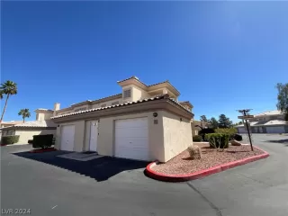 Photo #2: 2573253 Listing