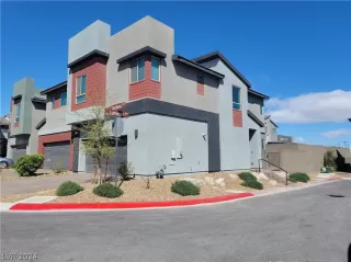 Photo #1: 2573255 Listing 