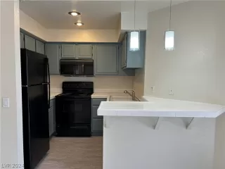 Photo #6: 2573301 Listing 