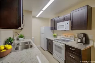 Photo #4: 2573304 Listing