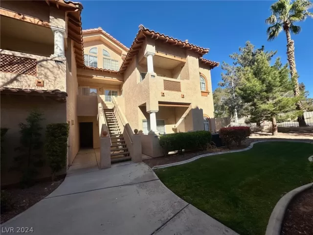 MLS: 2573317 Condo For Sale