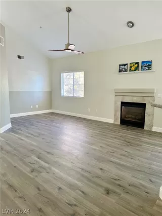 Photo #2: 2573317 Listing 