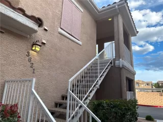 Photo #2: 2573328 Listing