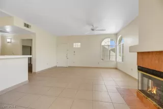 Photo #3: 2573338 Listing 