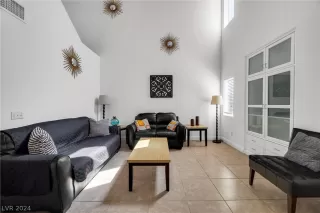 Photo #2: 2573360 Listing 