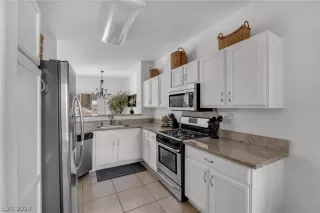 Photo #5: 2573360 Listing 