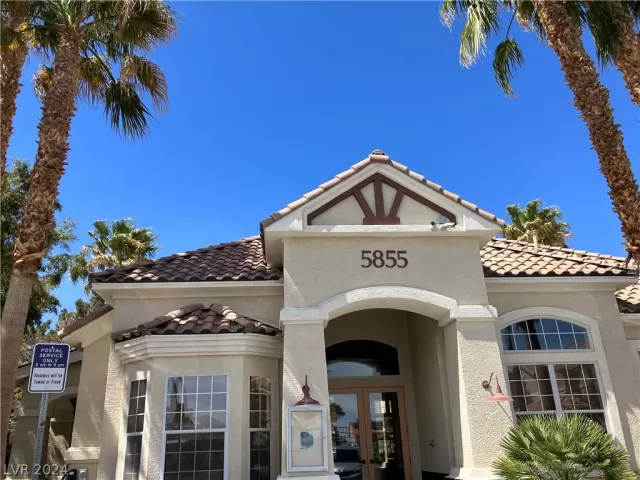 MLS: 2573383 Condo For Sale