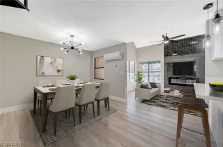 Photo #1: 2573439 Listing