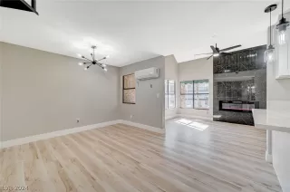 Photo #3: 2573439 Listing