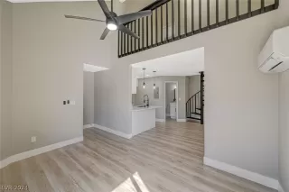 Photo #6: 2573439 Listing