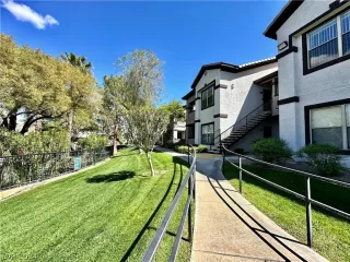 Photo #1: 2573462 Listing