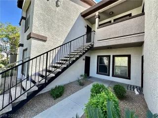 Photo #2: 2573462 Listing