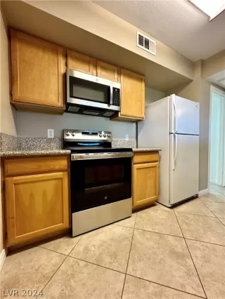 Photo #6: 2573462 Listing