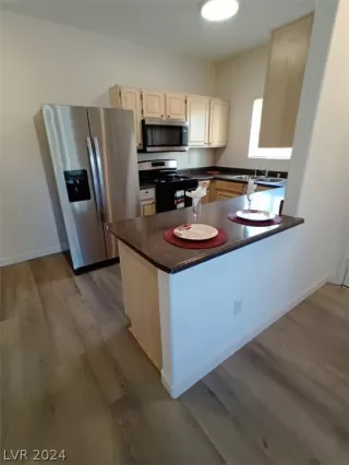 Photo #1: 2573482 Listing