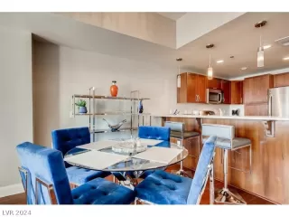 Photo #4: 2573487 Listing 