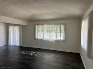 Photo #2: 2573498 Listing 