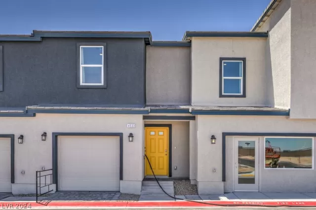 MLS: 2573522 Condo For Sale