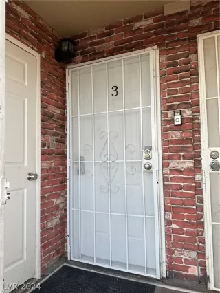 Photo #2: 2573527 Listing 