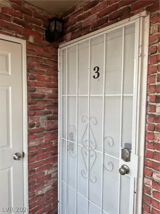 Photo #3: 2573527 Listing 