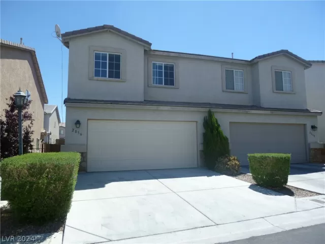 MLS: 2573576 Condo For Sale