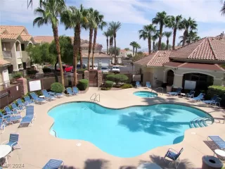 Photo #3: 2573580 Listing 