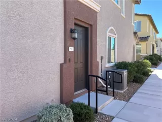 Photo #1: 2573588 Listing 