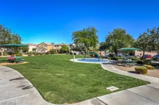 Photo #1: 2573589 Listing 