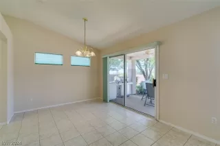 Photo #6: 2573597 Listing