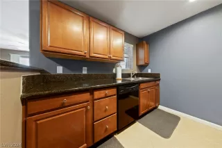 Photo #6: 2573602 Listing