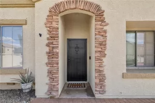 Photo #3: 2573644 Listing