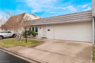 Photo #2: 2573673 Listing