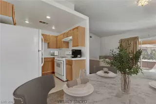 Photo #4: 2573695 Listing