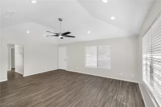 Photo #3: 2573702 Listing 