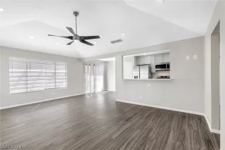 Photo #4: 2573702 Listing 