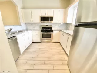 Photo #3: 2573716 Listing 