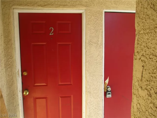 MLS: 2573739 Condo For Sale