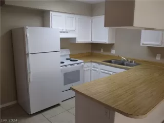 Photo #5: 2573739 Listing 