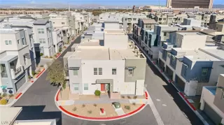 Photo #1: 2573768 Listing 