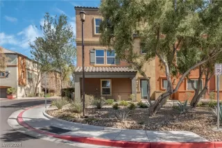 Photo #1: 2573819 Listing