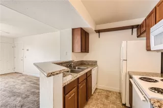 Photo #3: 2573833 Listing 