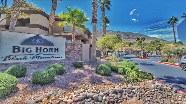 MLS: 2573852 Condo For Sale