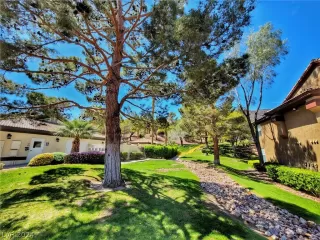 Photo #5: 2573852 Listing