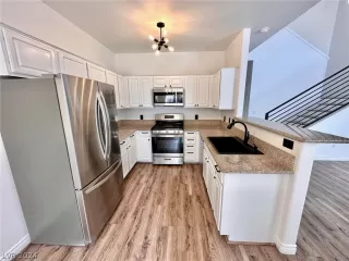 Photo #4: 2573863 Listing