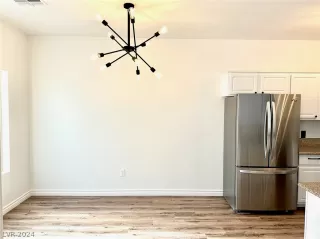 Photo #5: 2573863 Listing