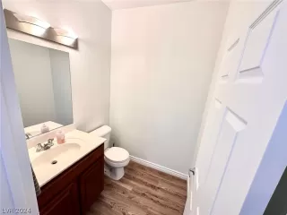 Photo #6: 2573863 Listing