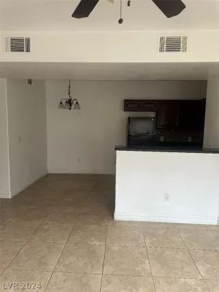 Photo #5: 2573882 Listing 