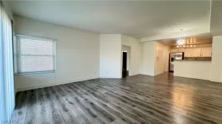 Photo #2: 2573903 Listing 