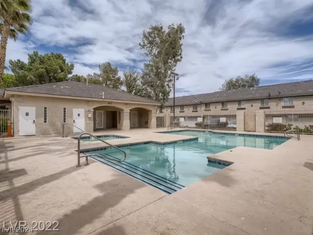 MLS: 2573904 Condo For Sale