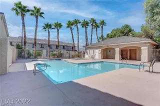 Photo #1: 2573904 Listing 