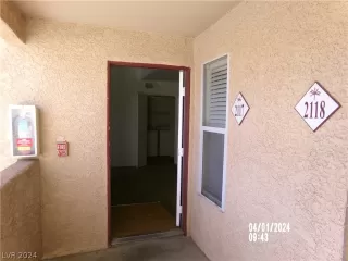 Photo #6: 2573968 Listing